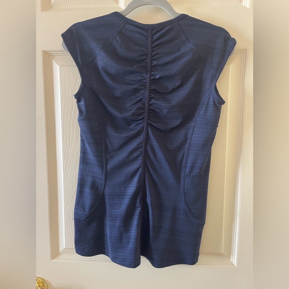 Athleta tank top • Women’s size small - Picture 3 of 7